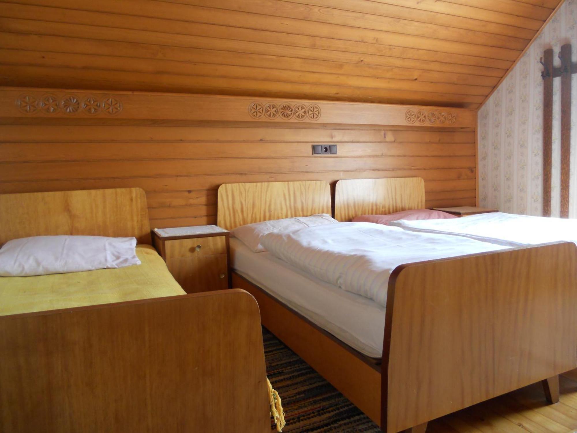 Ferienwohnungen/Holiday Apartments Lederer Reisach エクステリア 写真